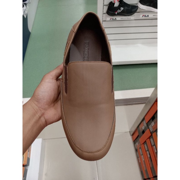 WATCHOUT SEPATU SLIP ON PRIA ORIGINAL