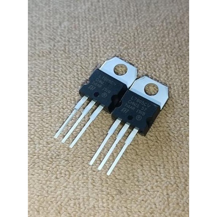 IC Regulator 7805 L7805CV LM7805 Voltage Regulator 5 Volt