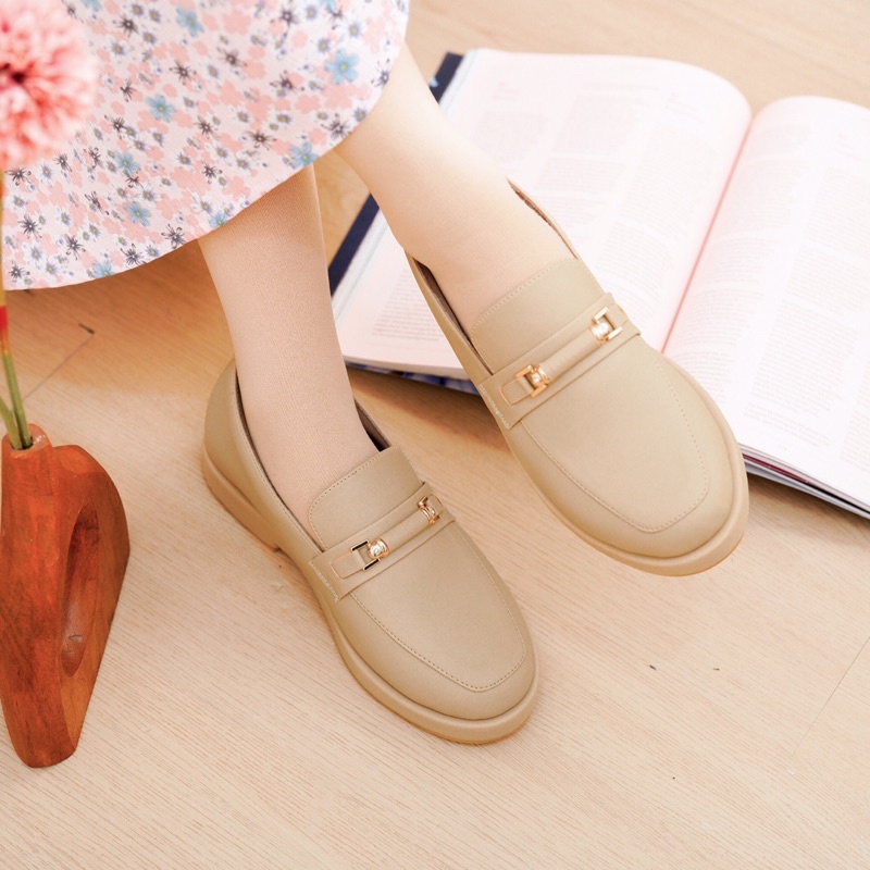 JANE LOAFERS - Sepatu wanita/ Heels wanita / Loafers wanita