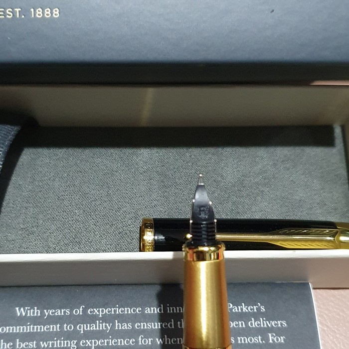 

Pulpen Parker Original IM LQ BLACK GT FOUNTAIN PEN Free Grafir Nama