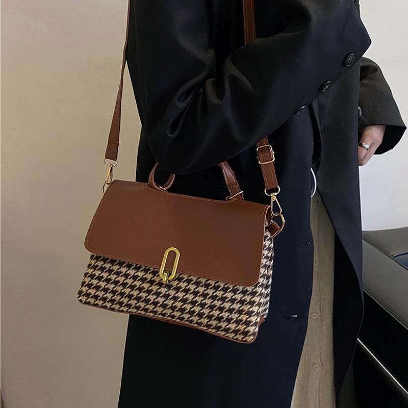 Sera Tas Wanita 2023 Tas Baru Musim Gugur dan Musim Dingin Tekstur Satu Bahu Messenger French Niche High-End Tote Bag Houndstooth