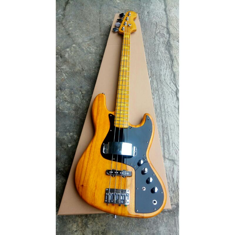 Bass Model Marcus miller