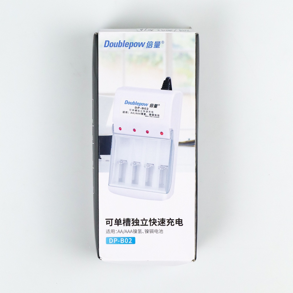 TAFFWARE CHARGER BATERAI 4 SLOT FOR AA/AAA WITH 4 PCS AA BATTERY RECHARGEABLE NIMH UNI UNO MEDAN