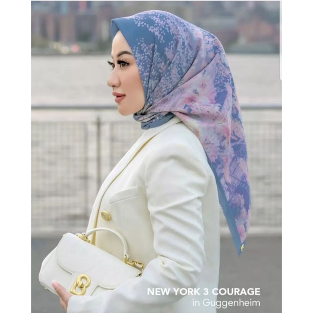 Buttonscarves NewYork series 3 - Guggenheim