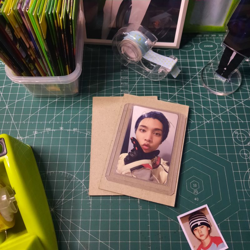 

[10 pcs] UKURAN B2 GREY BOARD / KARTON BOARD PACKING PHOTOCARD KPOP NO. 30 UKURAN 8,6 X 12,5 CM