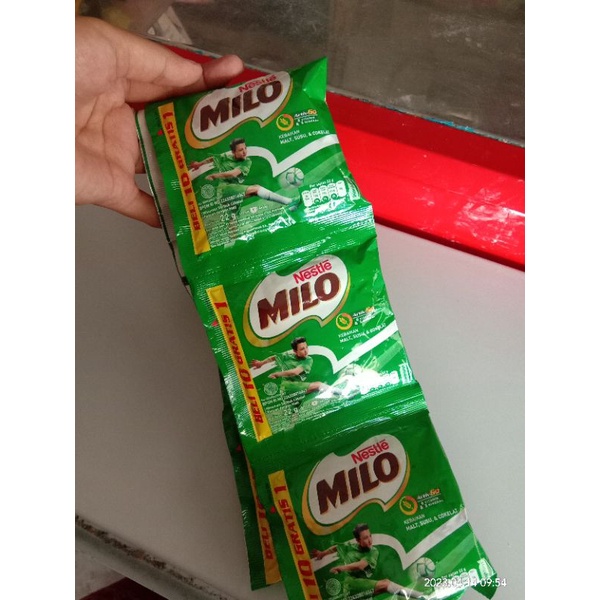 

Nestle Milo 1 renceng terdiri 10 pcs