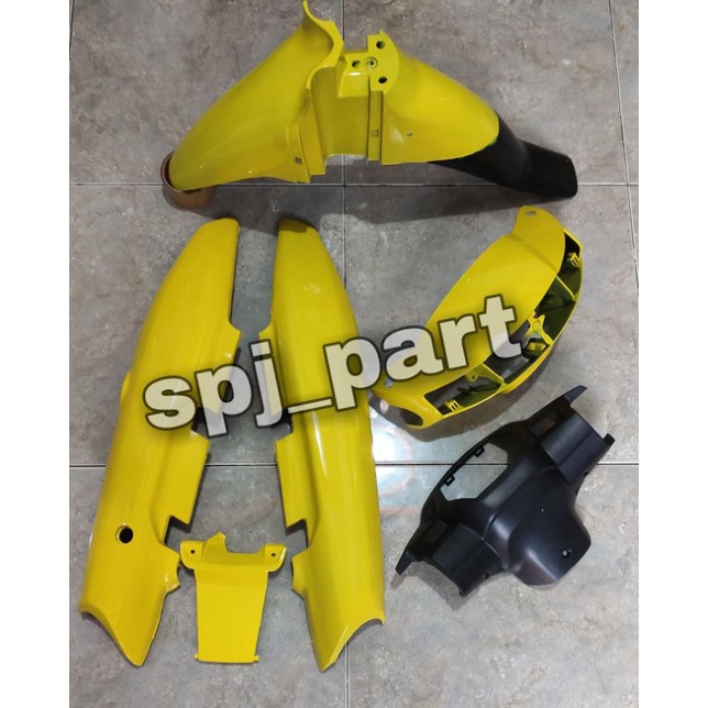 COVER BODY HALUS SHOGUN KEBO/TORNADO WARNA KUNING