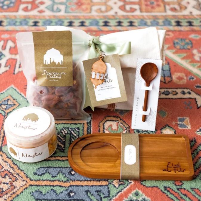 

Promo Paket Exclusive Hampers Lebaran - Tipe C