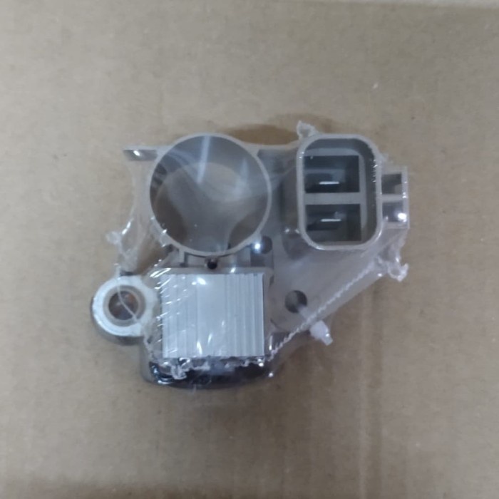 VTAO IC Regulator Alternator Mitsubishi Eterna 12V