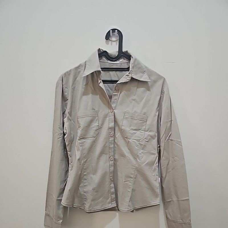 [preloved] khaki kemeja Nail size L