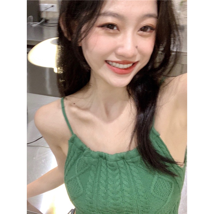 Red Keinginan murni merajut hijau menggantung leher kamisol wanita musim panas gadis panas di dalam dan di luar memakai rasa desain ceruk atasan putih