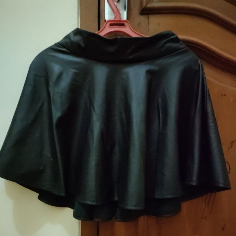 Preloved Rok Hitam polos