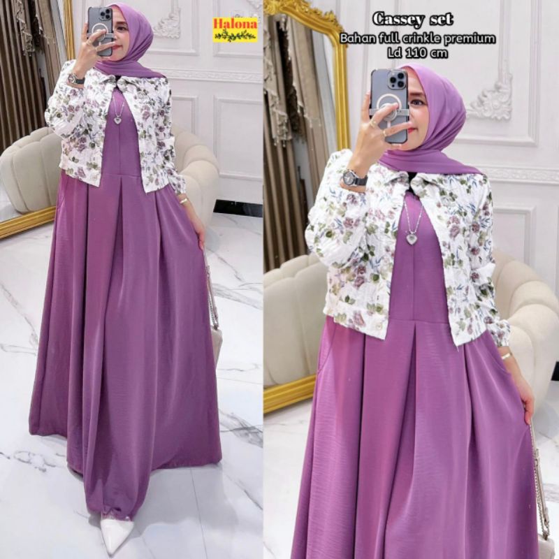 CASSEY SET BY HALONA