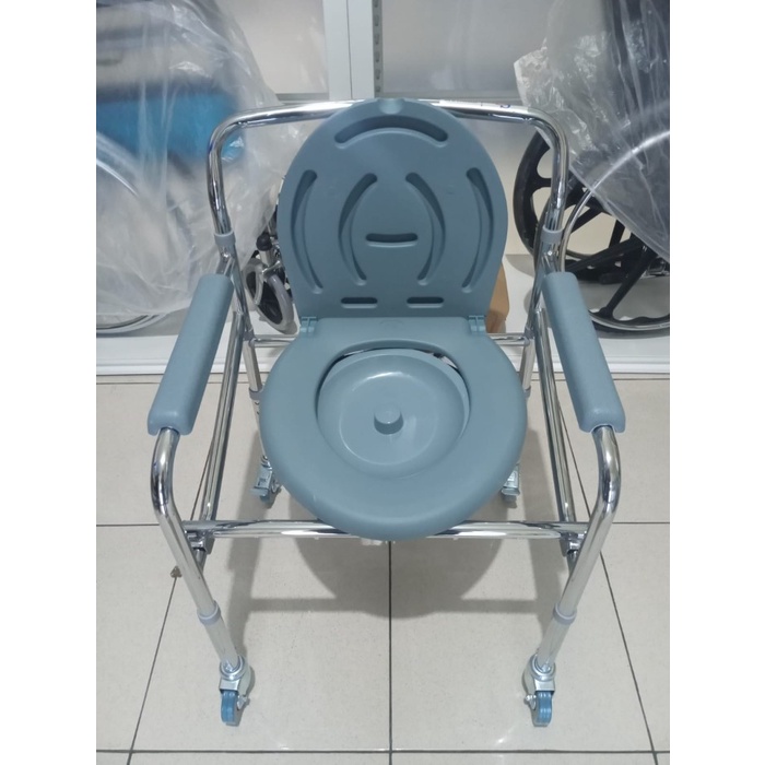 KURSI BAB RODA Kursi BAB Dengan Roda SELLA GEA 696