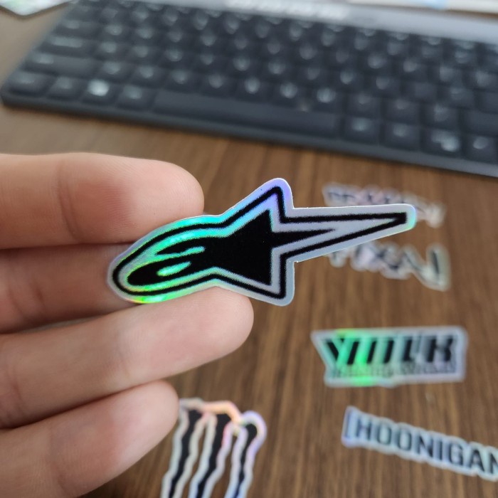 

Sticker Hologram Anime - PSH1647 - a star