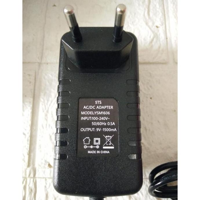 Adaptor INPUT 100-240V - 50/60Hz 0.5A OUTPUT 9V 1500mA Model YSM1606