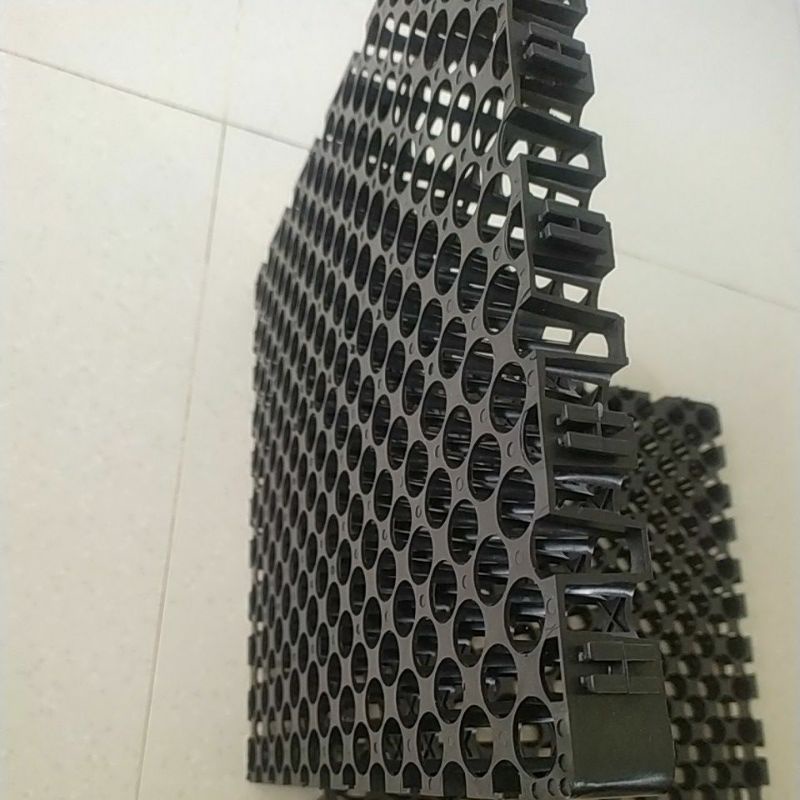 DRAINAGE CELL RUMPUT SINTETIS PERKOTAK 33x33 CM