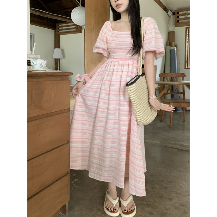 Red dreesGaun lengan engah kerah persegi bergaris pengurangan usia yang manis untuk wanita pinggang musim panas rok A-line rok panjang sedang