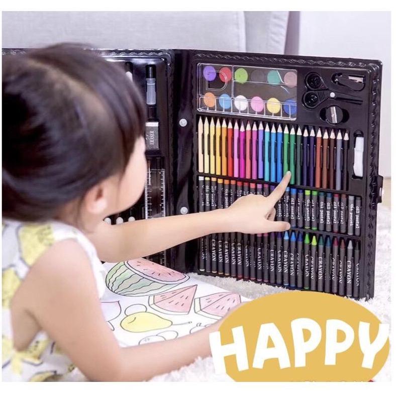 

Crayon Set 150pcs / Krayon Mewarnai Anak 150pcs / Pensil Warna Set 150pcs Best Produk ⌒O