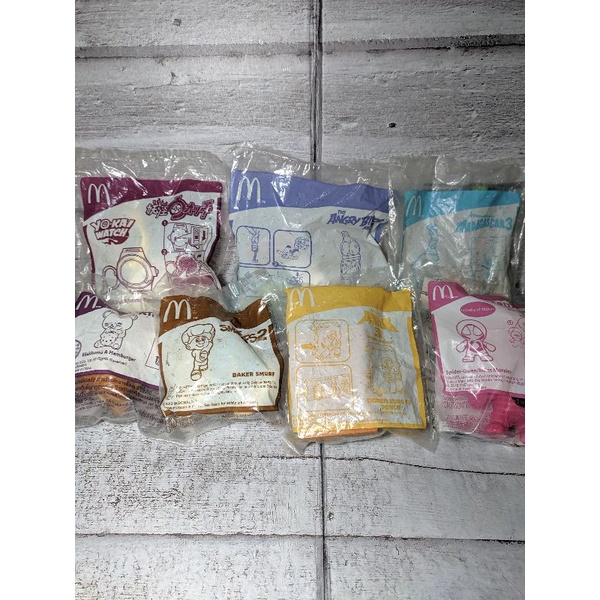 (BARU/SEGEL) HAPPY MEAL MCD MCDONALDS YOKAI WATCH ANGRY BIRDS MADAGASCAR RILAKKUMA SMURFS KUNGFU PAN