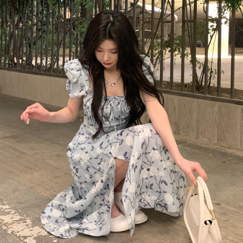 dress floral korea Gaun Belah Sisi Bunga Biru Perancis Kerah Persegi Manis Pedas Susu Lembut Teh Man