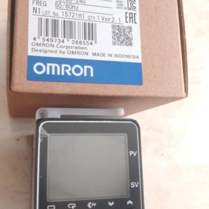 digital controller E5CC-RX2ASM-800 omron / E5CC RX2ASM 800 OMRON