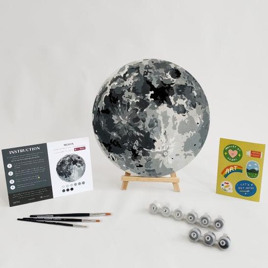 

DIY Paint By Number Kit : Bulan (Round Canvas)