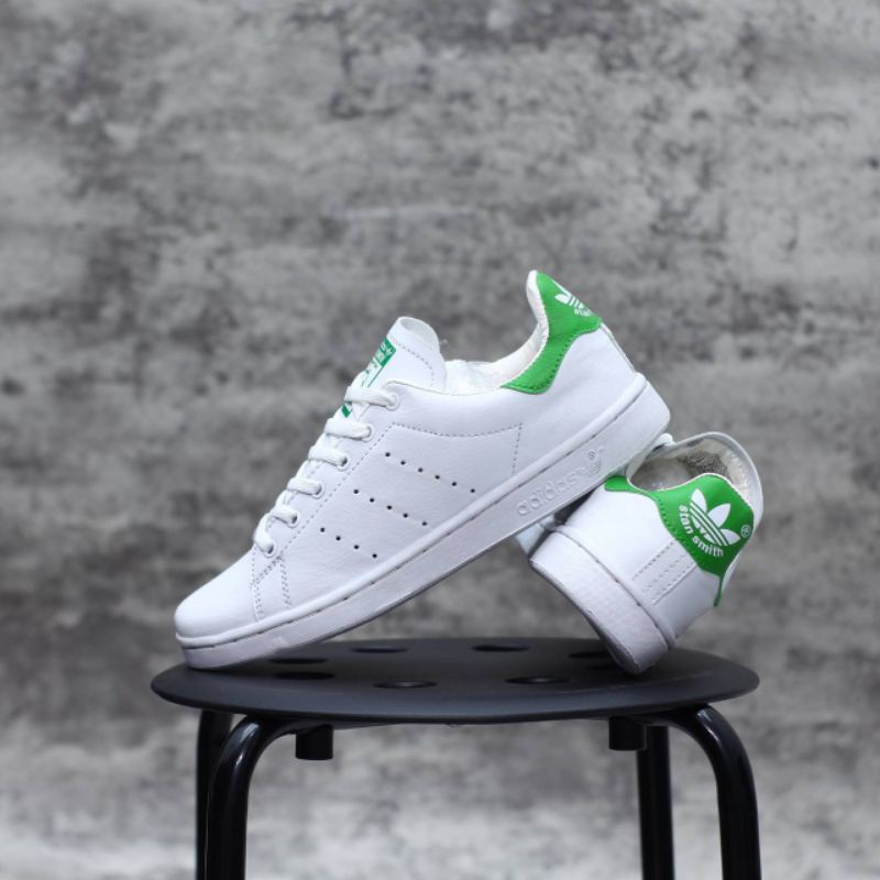 SEPATU PUTIH PRIA. ADDIDAS STANSMITH PUTIH. UKURAN 39-44. GRADE ORI