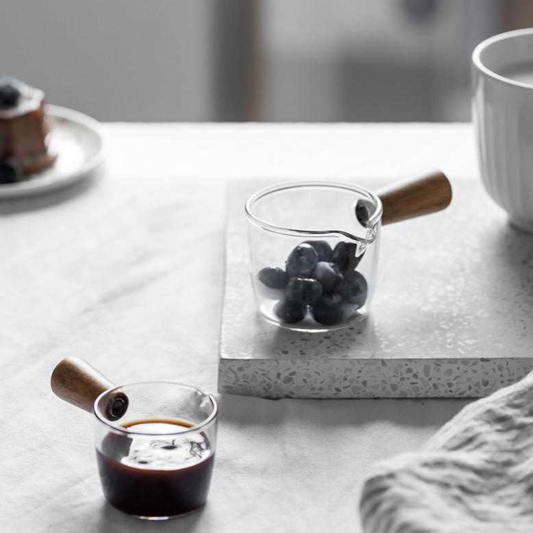 

ASAKA Small Glass Mini Milk Cup with Wooden Handle Centong Saus Aestetik