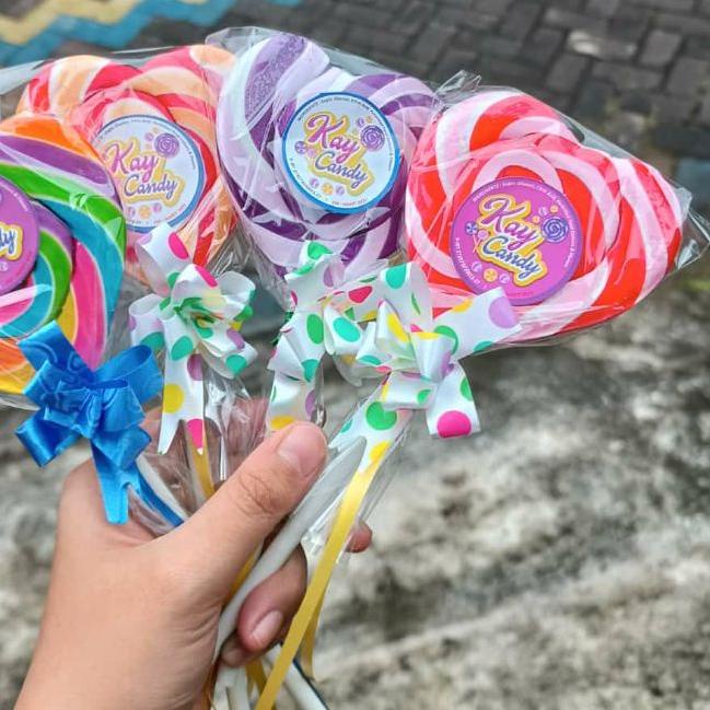 

Discount ⭐ Permen Lolipop 7 cm Love (Isi 50pcs)
