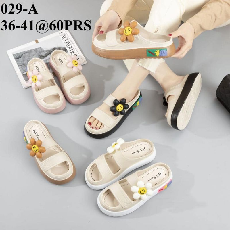 Sandal Bunga Lancome