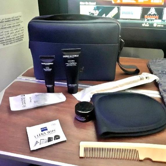 TAS AMENITY MISSONI EXLUSIVE FROM SAUDI AIRLINES