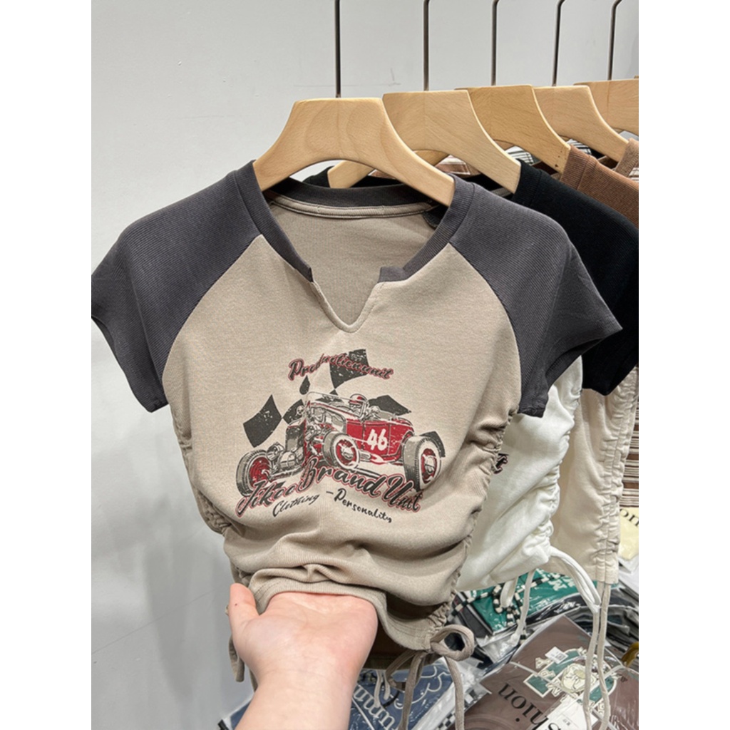 Suhao American Retro V-neck Bahu Depan T-shirt Wanita Lengan Pendek Musim Panas Serut Desain Niche Depan Bahu Gaya Gadis Panas Atasan Pendek Kaos Impor Wanita Kaos Wanita Gaya Korea Lengan Pendek Kaos Pendek Perempuan