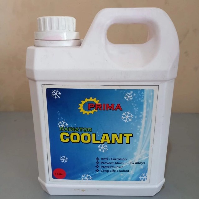 air radiator / coolant mobil motor merk primacool - Merah