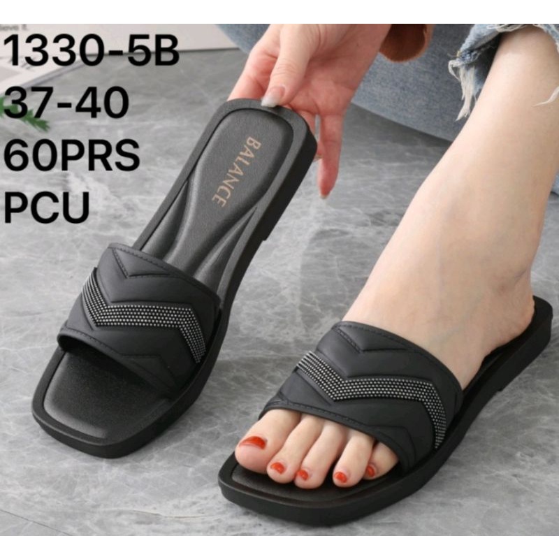 Sandal Jelly Flat LIA Sandal Wanita Kokop Slide Diamond