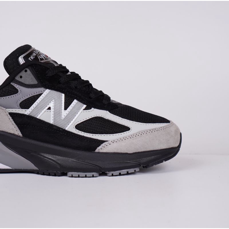 Sepatu New Balance 990 V6 Carbon Grey Black