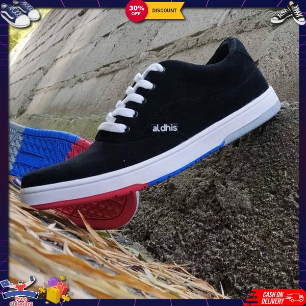 Sepatu Kuliah Sepetu Dewasa Olah Raga Sapatu Santai Cwok Sneakers Spatu Laki Laki2 S Sepatu Jordan P