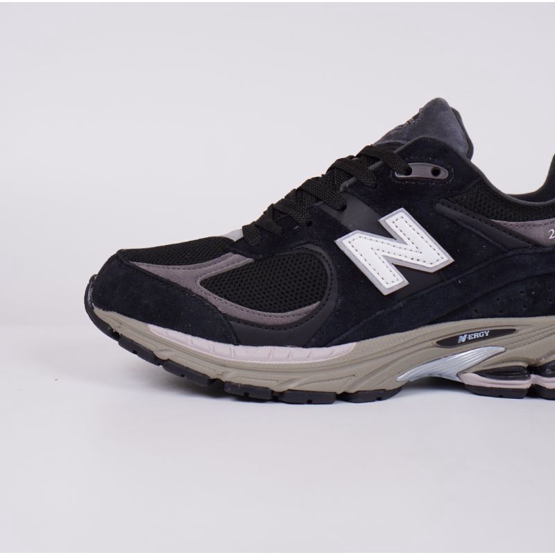 Sepatu New Blance 2002r Black Grey