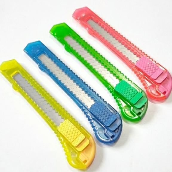 

PISAU CUTTER KATER