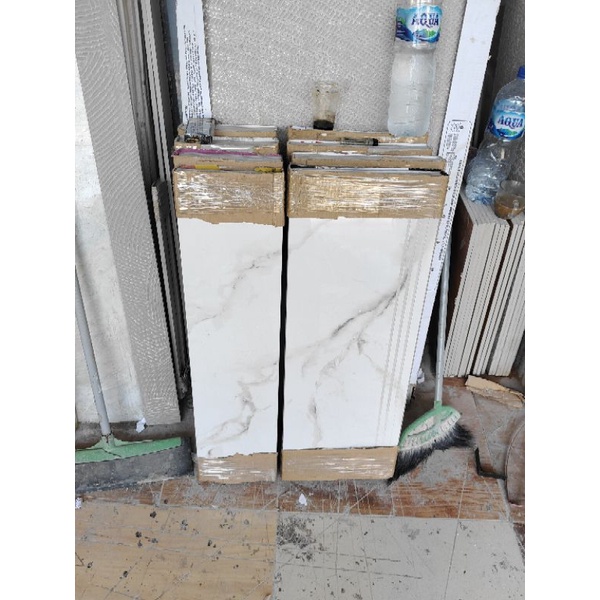 GRANIT ANAK TANGGA F CALACATA 30x80+20x80