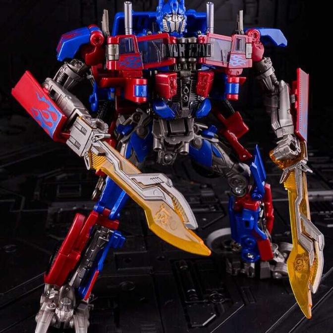 Robot Transformers Optimus Prime Deformation Baiwei SS05