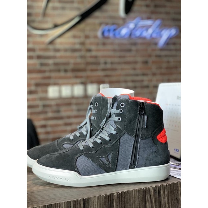 Dainese Metropolis DWP shoes