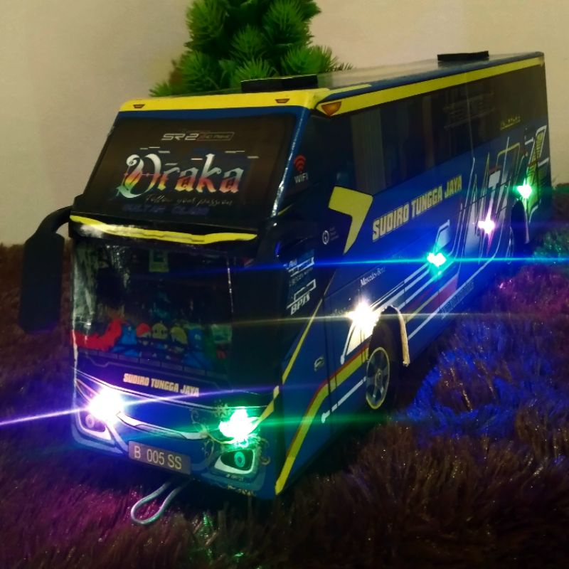MINIATUR BUS TELOLET BASURI FULL LAMPU & REMOT KONTROL