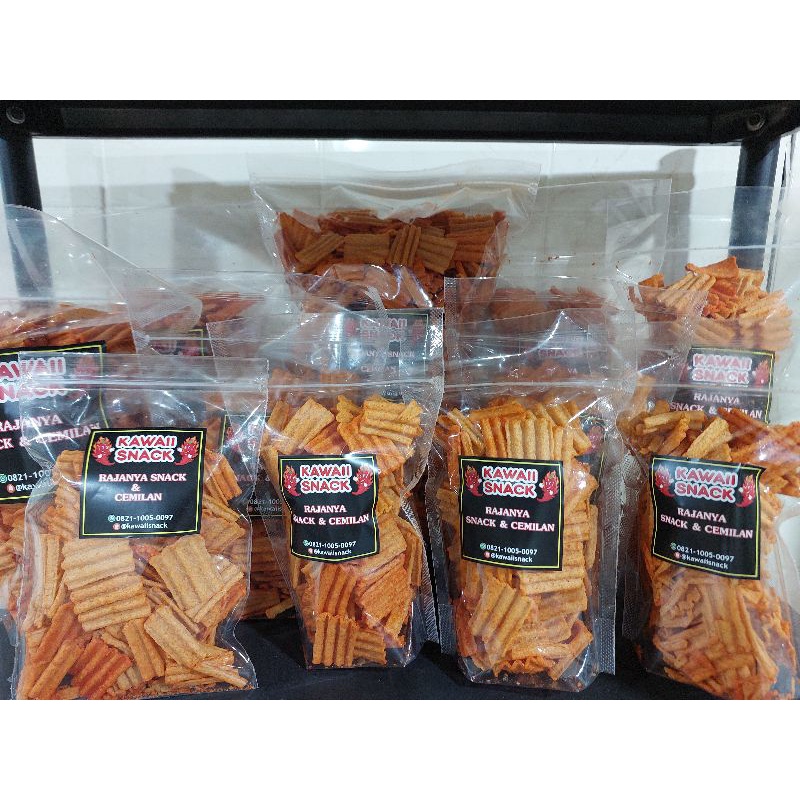 

Keripik Kentang Premium Balado 100gr