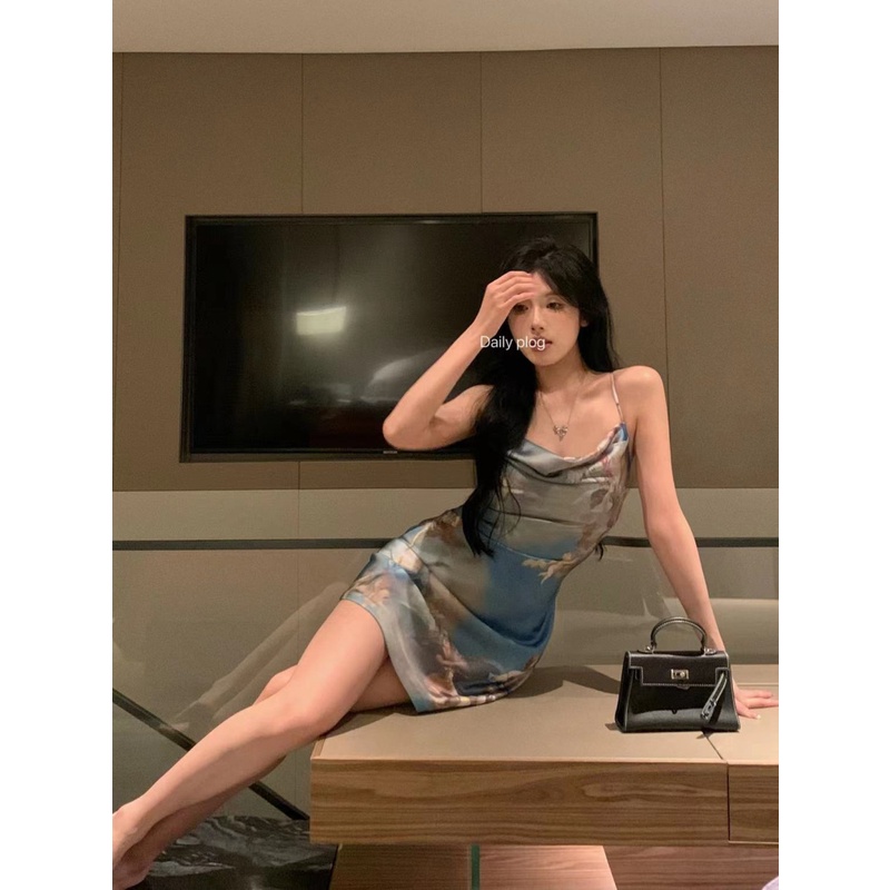 Red Manis hot gadis retro bunga gaun selempang perempuan musim panas keinginan murni angin minyak lukisan rok tanpa lengan ayunan kerah a-line rok