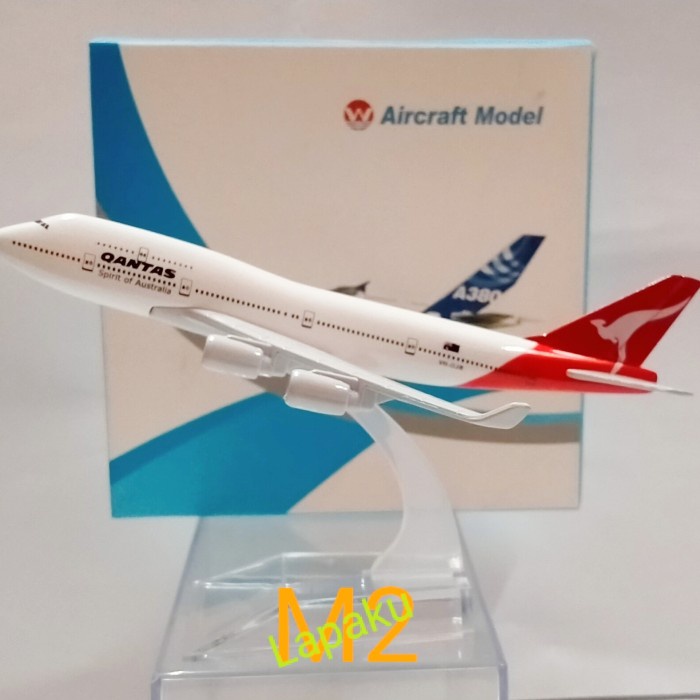 Terlaris Miniatur Pajangan Diecast Pesawat Qantas