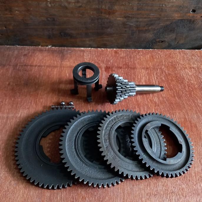 ] GEAR BOX VESPA PTS 4 SPEED IMPORT