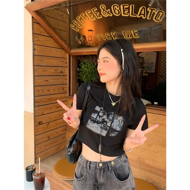 Red Spice Girls Bahu Lengan Pendek T-Shirt Wanita Retro Ceruk Bawah Hitam Kemeja Musim Panas Slim Chic Pendek Pusar Atas