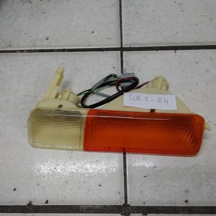 lampu sent kanan peugeot 505GR