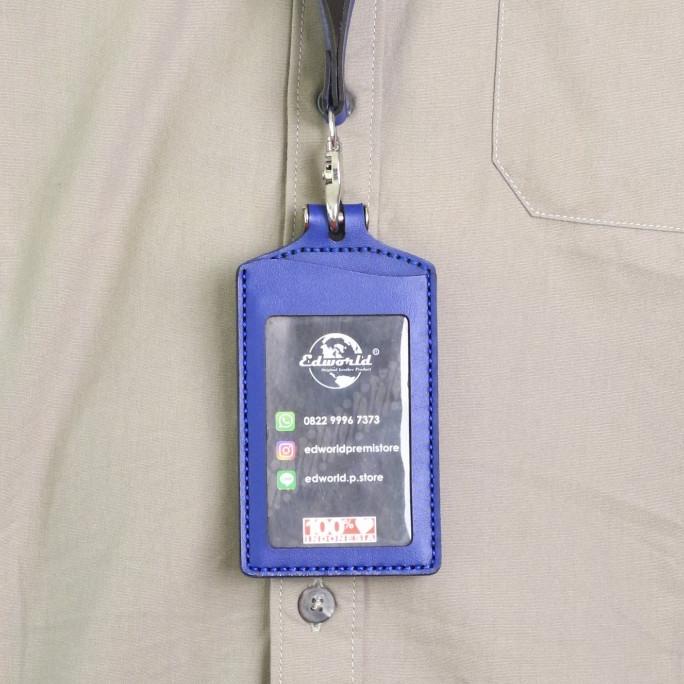 

Nametag Holder Polos